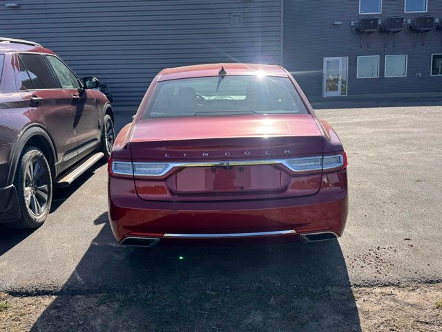 2018 Lincoln Continental Select