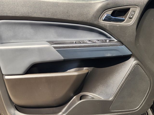 2022 Chevrolet Colorado Z71 Black at AutoSavvy Houston Southwest