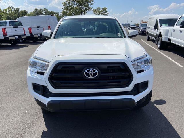 2017 Toyota Tacoma SR 9