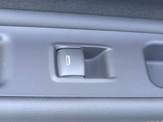 Used 2024 Silver GMC AT4 image 31
