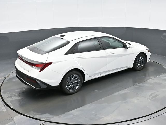 2024 Hyundai Elantra SEL 27