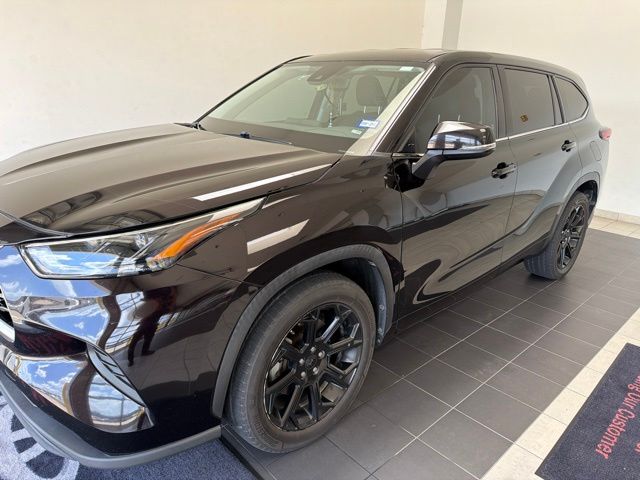 2022 Toyota Highlander L Brown at DeMontrond Automotive Group
