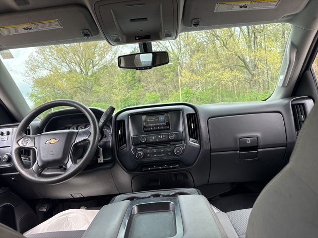 Used 2015 White Chevrolet LS image 12