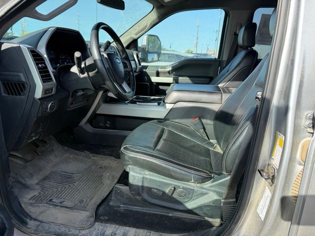 2020 Iconic Silver Metallic Ford Super Duty F-350 SRW Lariat 4X4 Truck
