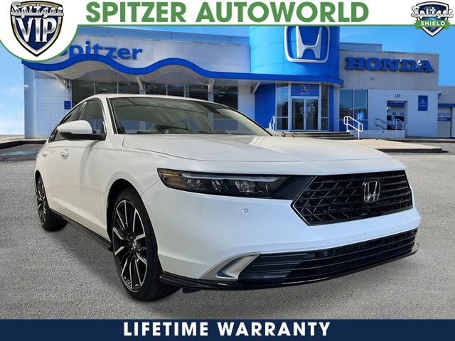 Platinum White Pearl 2026 Honda Accord Hybrid Sedan Front-Wheel Drive Continuously Variable Transmission