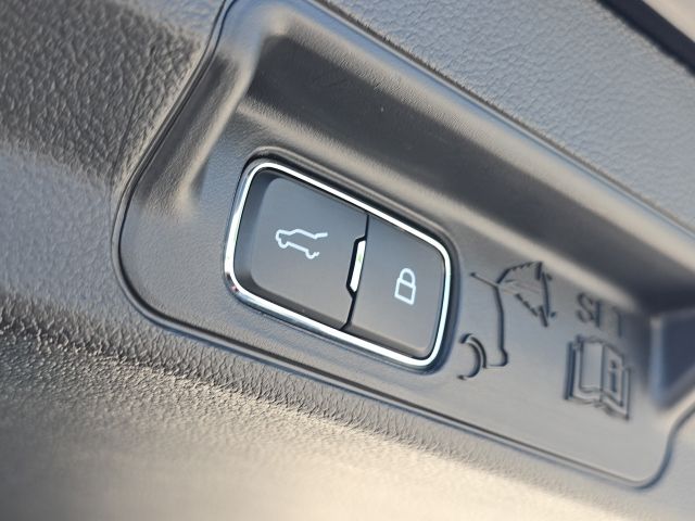 2024 Ford Explorer XLT:46771A