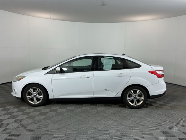 Used 2014 White Ford SE image 8