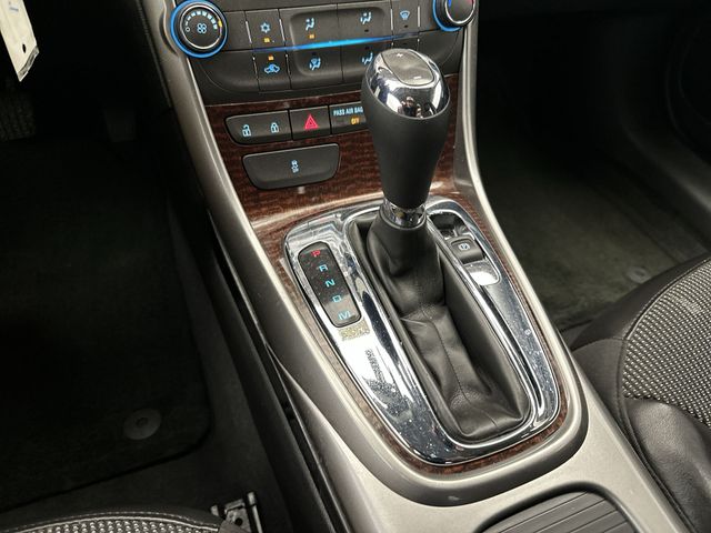 Used 2013 Silver Chevrolet LT image 23