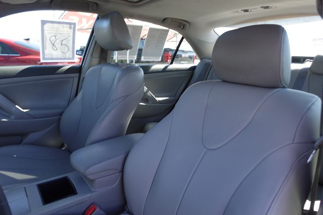 used 2007 Toyota Camry Hybrid car, priced at $7,500