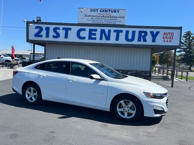 2025 Chevrolet Malibu LS FWD
