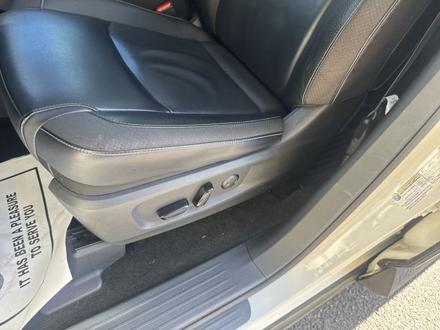 Used 2024 White Nissan SL image 32