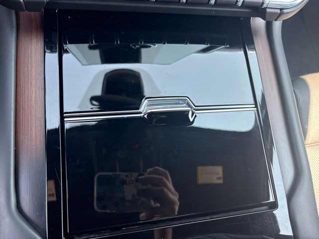 Used 2025 GMC Yukon SUV