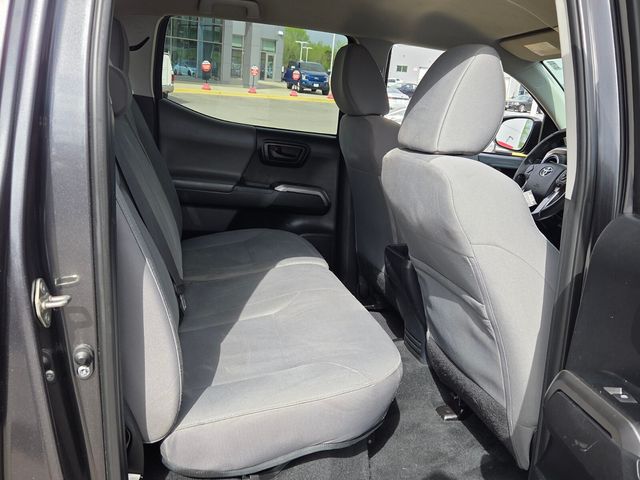 Used 2018 Gray Toyota SR5 image 14