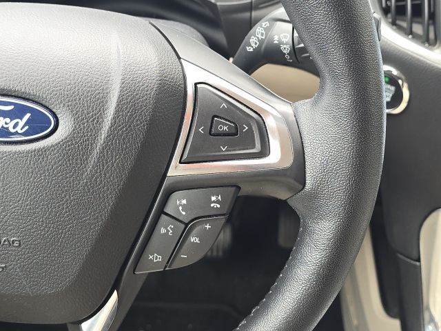 2022 Ford Edge Titanium:168337A