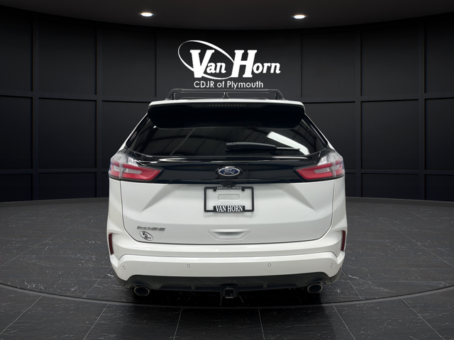 Used 2020 Star White Metallic Tri-Coat Ford ST Line image 6