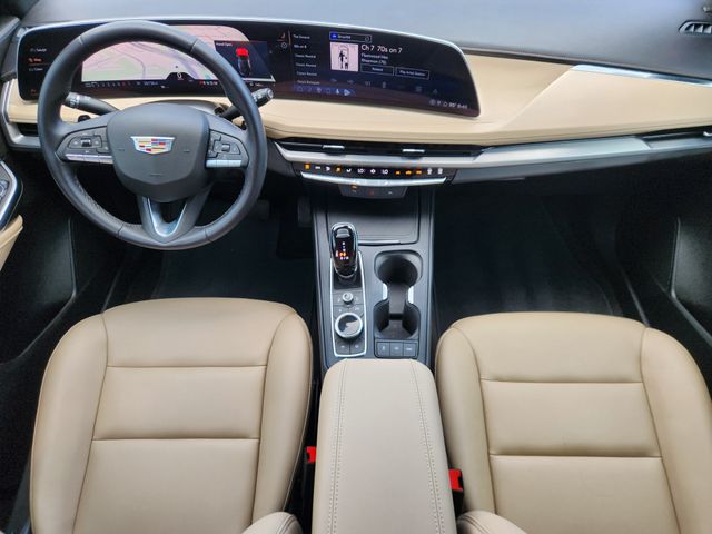 2024 Cadillac XT4 Luxury Silver at Tom Peacock Cadillac