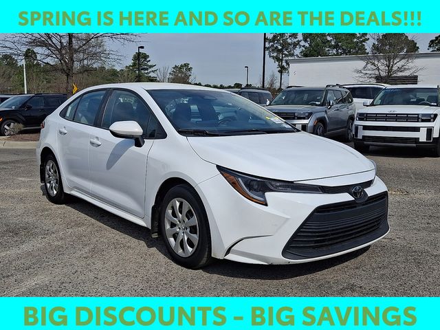 2025 Toyota Corolla LE