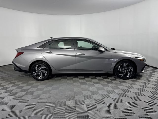New 2025 Hyundai Elantra For Sale in Indianapolis, IN