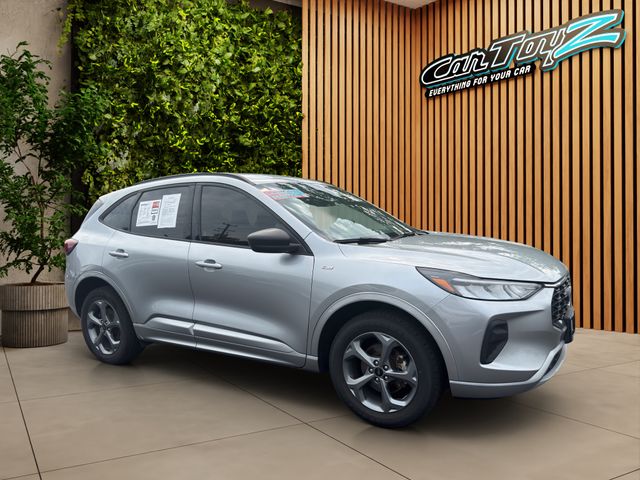 2023 FORD ESCAPE ST-LINE • AWD • ECOBOOST CLEAN CARFAX • 1 OWNER HEATED SEATS • HEATED STEERING WHEEL • REMOTE START • FORD CO-PILOT360 Thumbnail