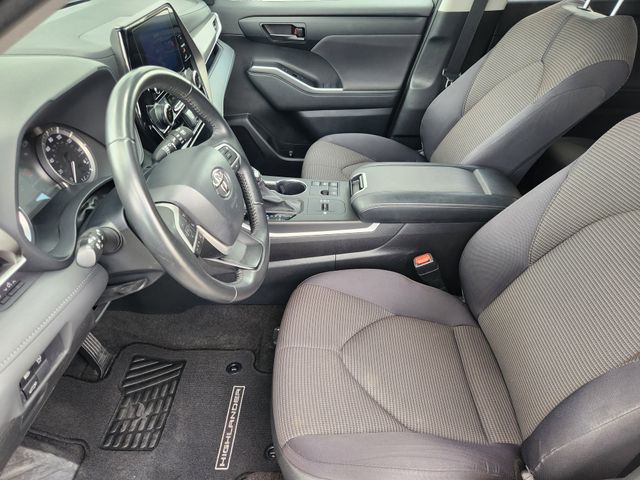 Used 2023 Toyota Highlander SUV