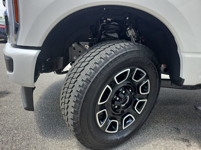 New 2026 Star White Metallic Tri-Coat Ford F-250® Platinum® image 34