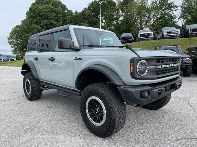 2023 Ford Bronco  7