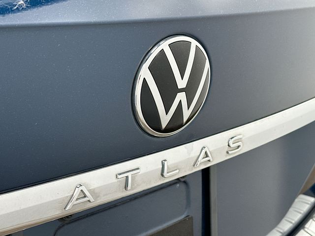 2023 Volkswagen Atlas 2.0T SE w/Technology Blue at Subaru and VW of Moon Township