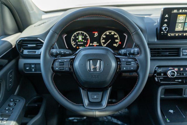 2025 Honda Pilot TrailSport 13