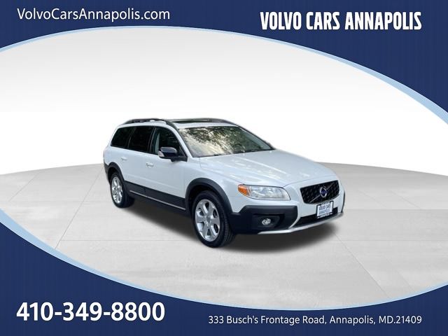 Crystal White Pearl 2016 Volvo XC70 Wagon  6-Speed Automatic