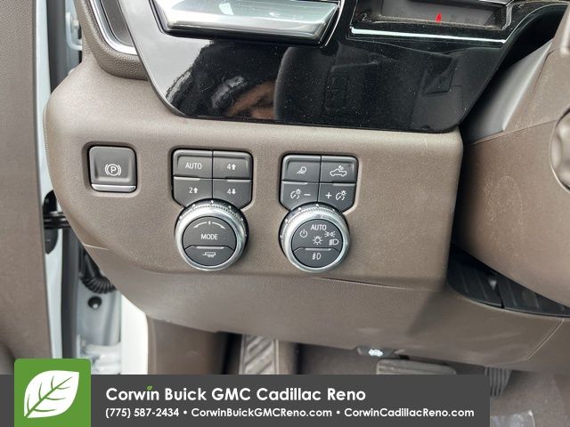 2024 GMC Sierra 1500 SLT 12