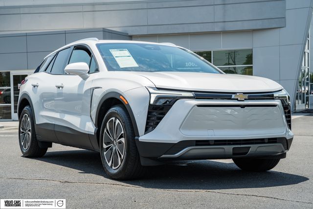 White (Iridescent Pearl Tricoat) 2024 Chevrolet Blazer EV SUV / Crossover All-Wheel Drive 1-Speed Automatic