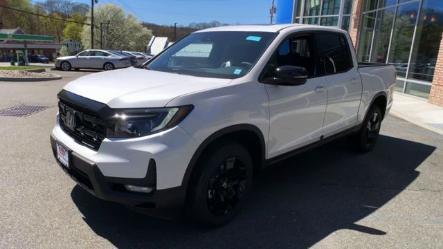 2025 Honda Ridgeline Black Edition 4