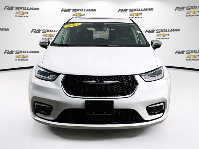 Used 2023 Chrysler Pacifica Hybrid Limited with VIN 2C4RC1S71PR630561 for sale in Indianapolis, IN