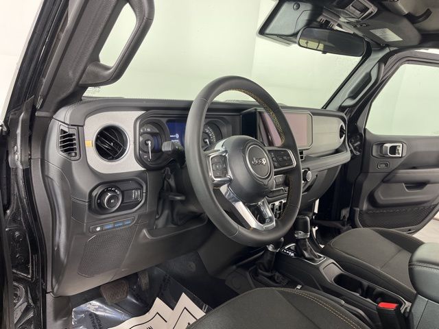 2024 Jeep Wrangler Sahara 4xe 19