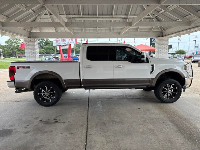 2022 Ford F-250 Super Duty Lariat Crew Cab 4WD