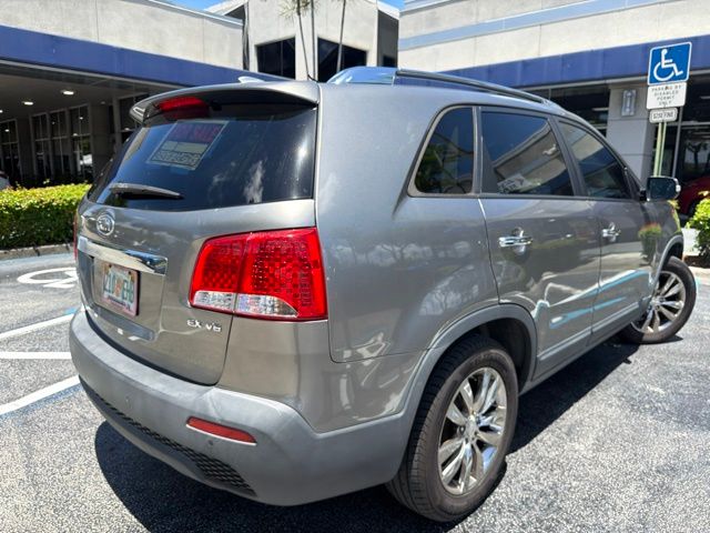 2011 Kia Sorento - $6,999