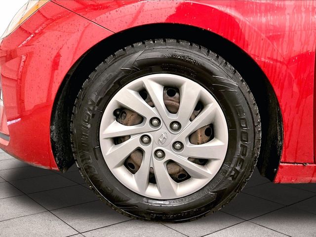 2020 Hyundai Elantra SE Red at Phil Fitts Ford