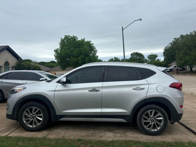 Molten Silver 2018 Hyundai Tucson 2.0L SEL Plus FWD SUV / Crossover Front-Wheel Drive 6-Speed Automatic