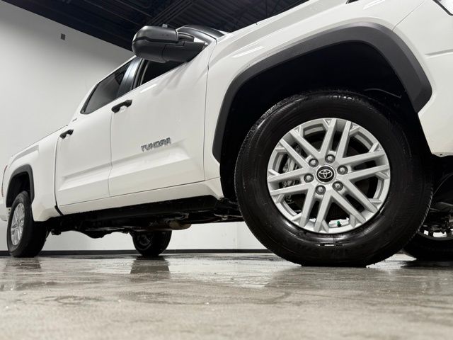2024 Toyota Tundra SR5 photo