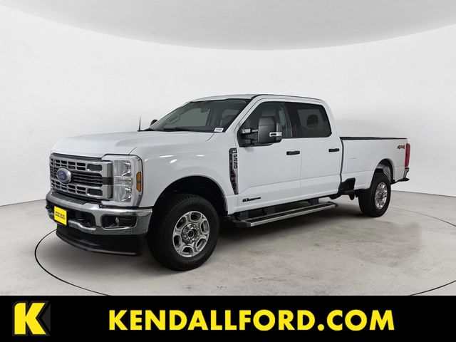 2025 Ford F-250 Super Duty XLT Crew Cab 4WD