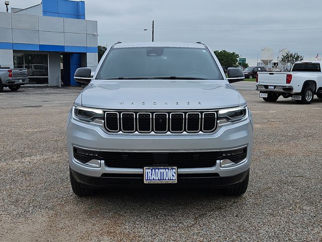 2024 Jeep Wagoneer Base Silver at River Oaks CDJR