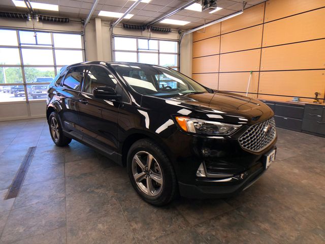 Black Metallic 2024 Ford Edge SUV / Crossover All-Wheel Drive 8-Speed Automatic