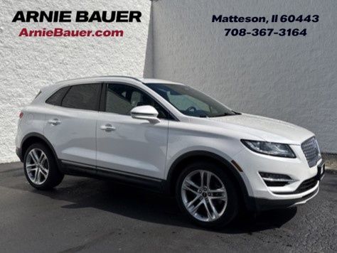 White Platinum Metallic Tri-Coat 2019 Lincoln MKC SUV / Crossover All-Wheel Drive 6-Speed Automatic
