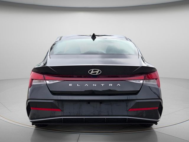 2026 Hyundai Elantra - $21,659