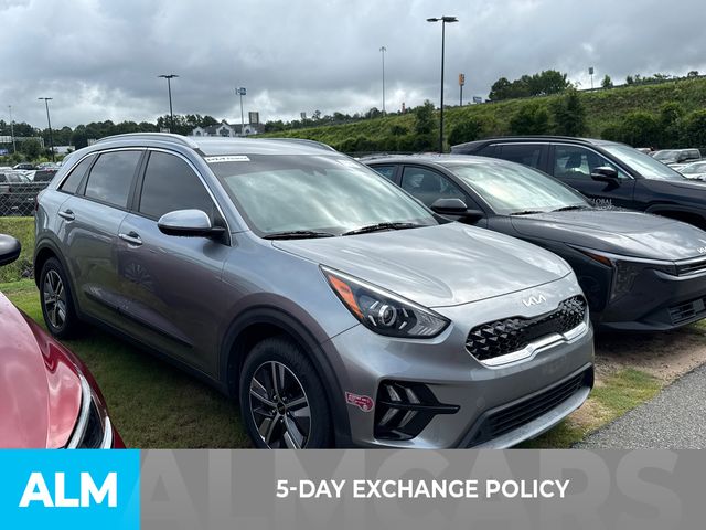 Used 2022 Gray Kia LXS image 3