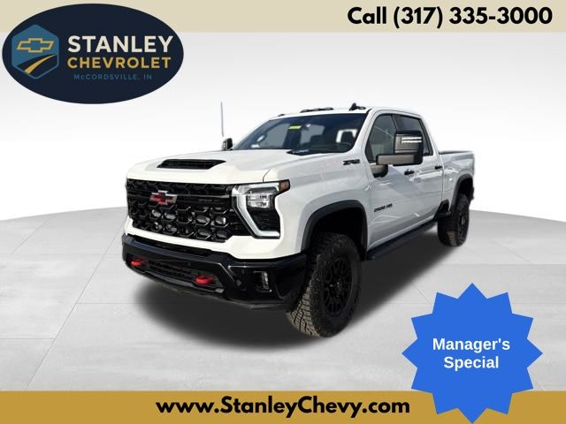 Summit White 2026 Chevrolet Silverado 2500HD Pickup Truck Four-Wheel Drive Automatic
