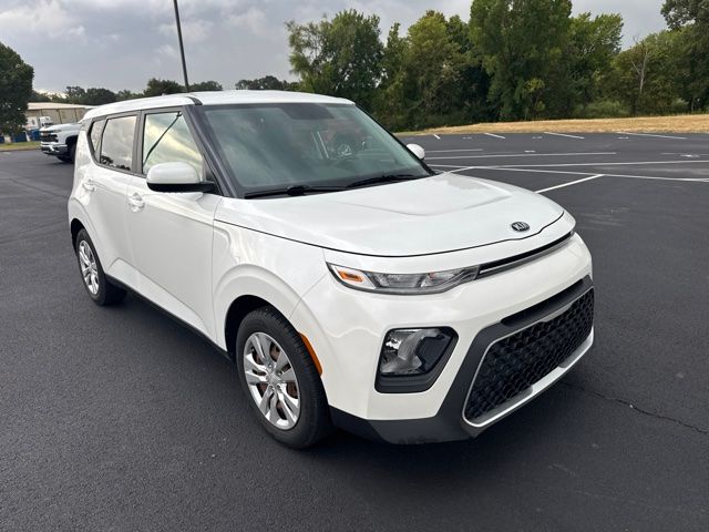 Snow White Pearl 2021 Kia Soul SUV / Crossover Front-Wheel Drive Continuously Variable Transmission
