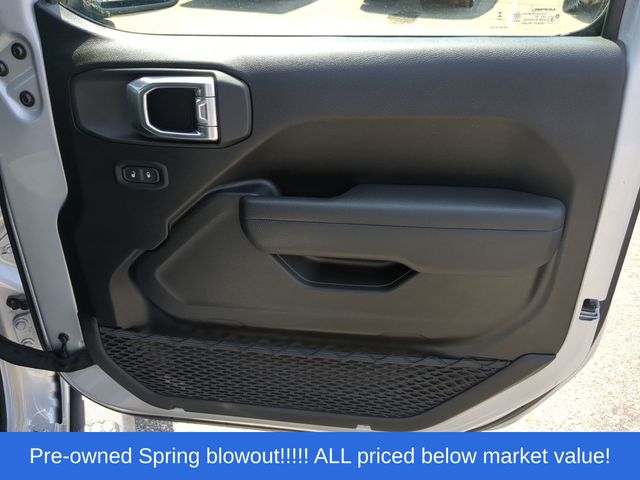 Used 2024 Silver Zynith Clearcoat Jeep Sport S image 40