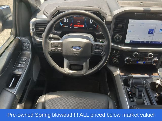 Used 2022 Blue Metallic Ford Lariat image 39