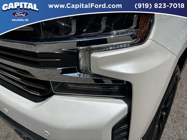 Used 2021 Iridescent Pearl Tricoat Chevrolet High Country image 11